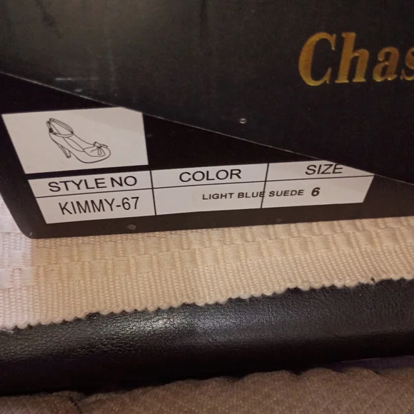 Chase + Chloe Light Blue Heels with Bow Accent.Size 6.New Condition - Picture 7 of 9